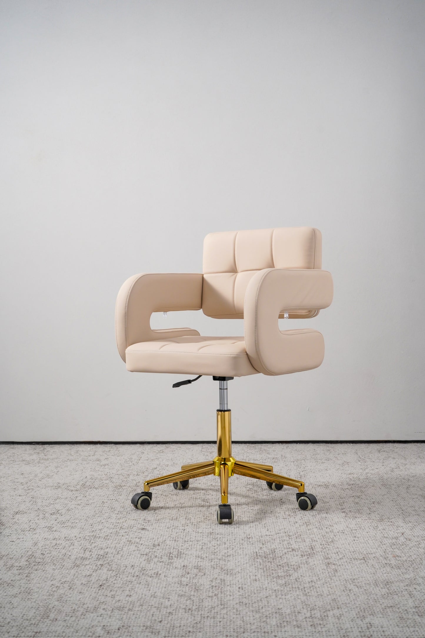 SASSY SAILOR STOOL