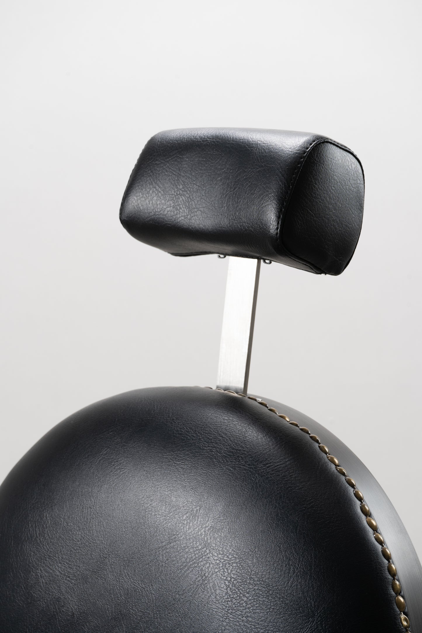ROKK CREED TITAN BABER CHAIR