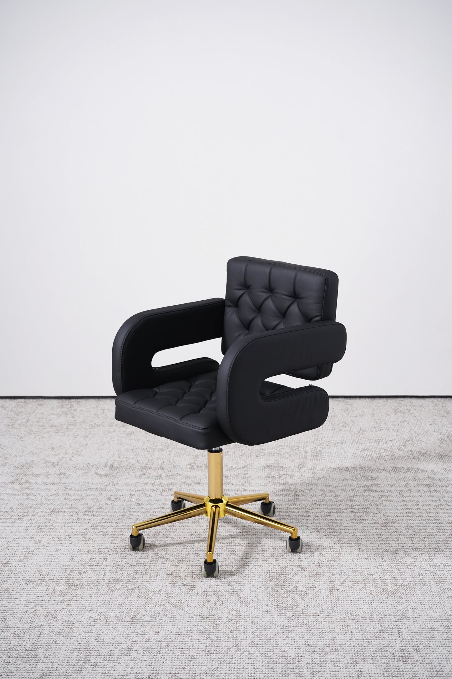 SASSY SAILOR STOOL