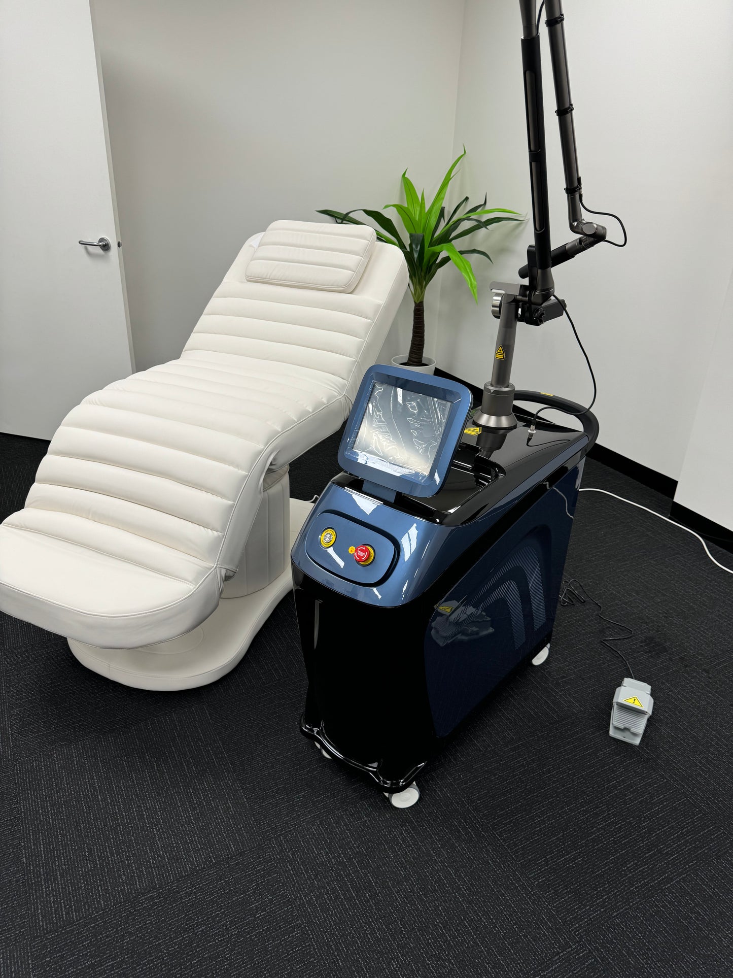 THE LUSH BEAUTY BED (ELECTRIC)