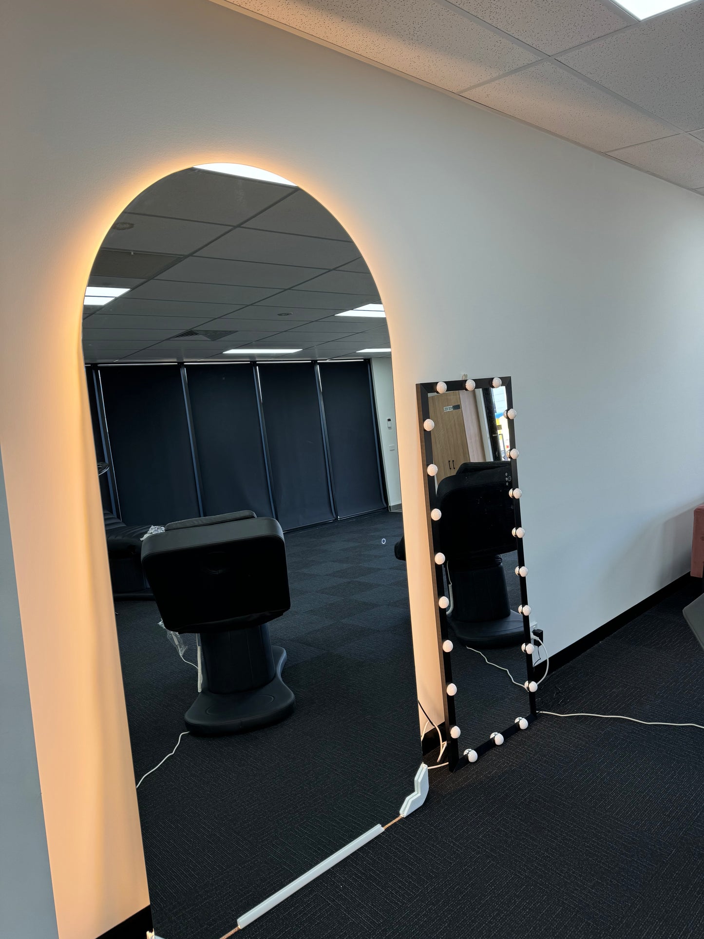 INFINITY ARCH MIRROR