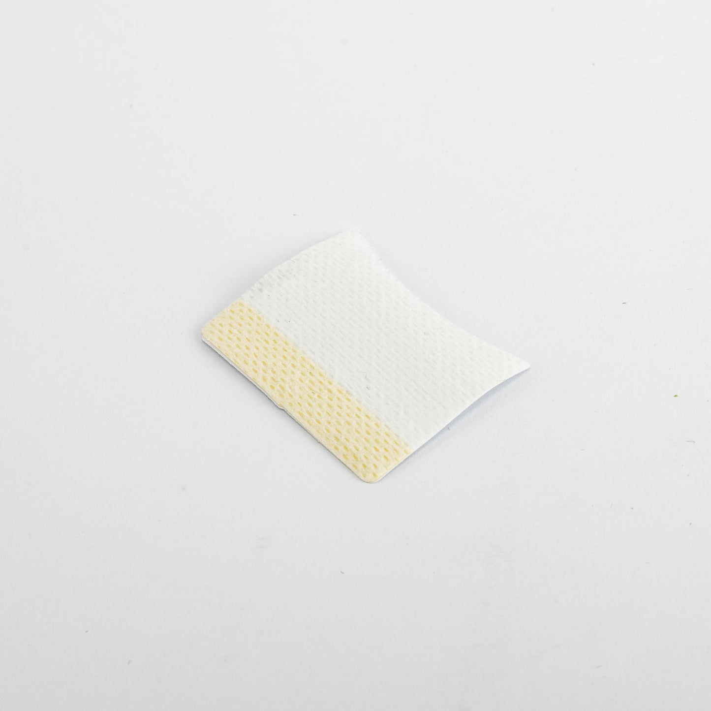 UNDER EYE PAD FOR LASH REMOVAL
