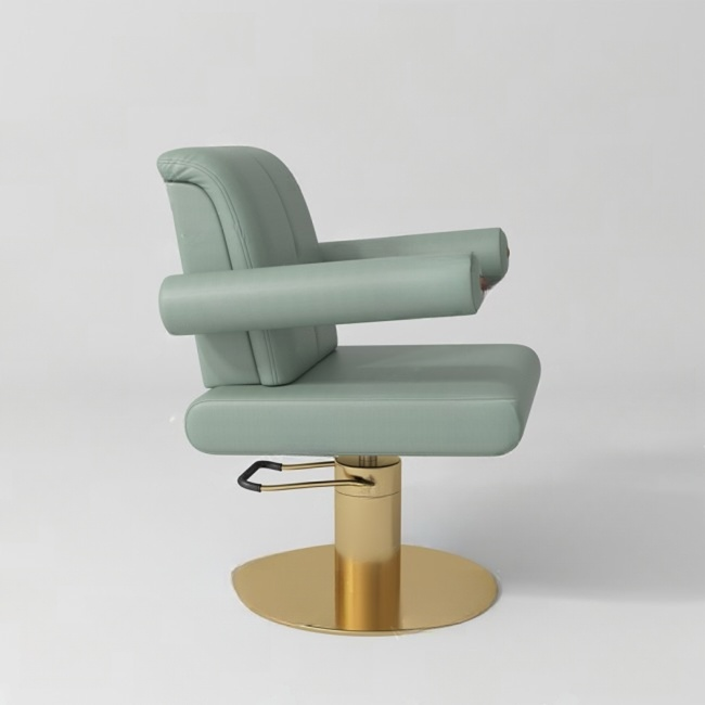ROKK AURELIUS BARBER AND MAKE UP CHAIR