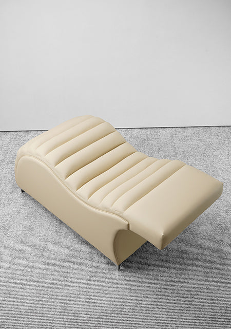 CONTOUR BLISS BEAUTY LOUNGER