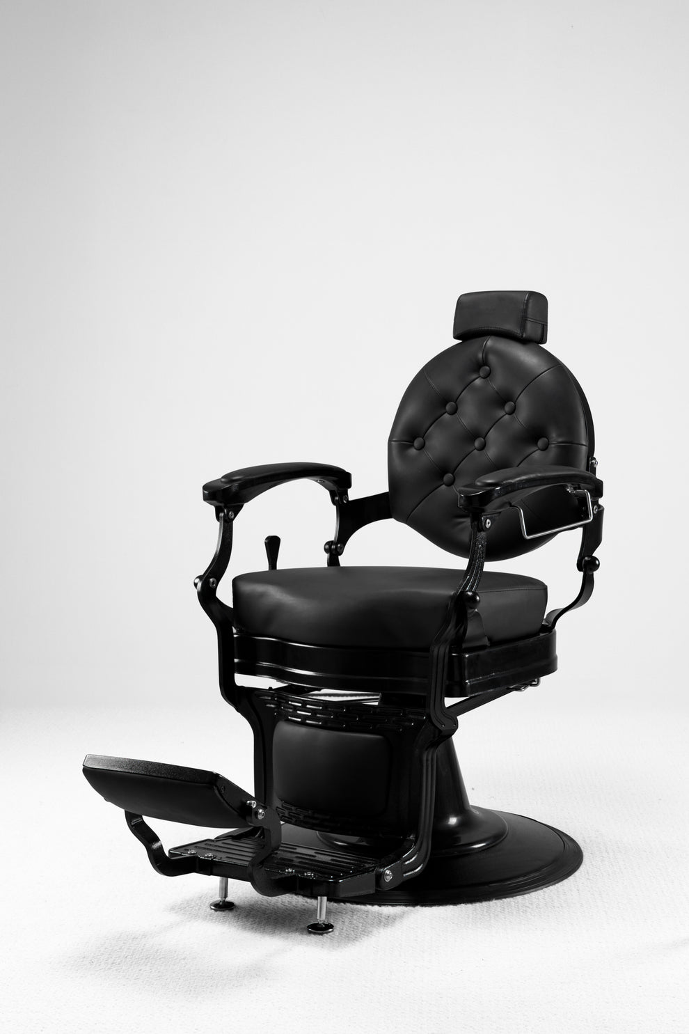 ROKK Grand Barber Chair – Innovation & Comfort – ROKK Salon Solutions