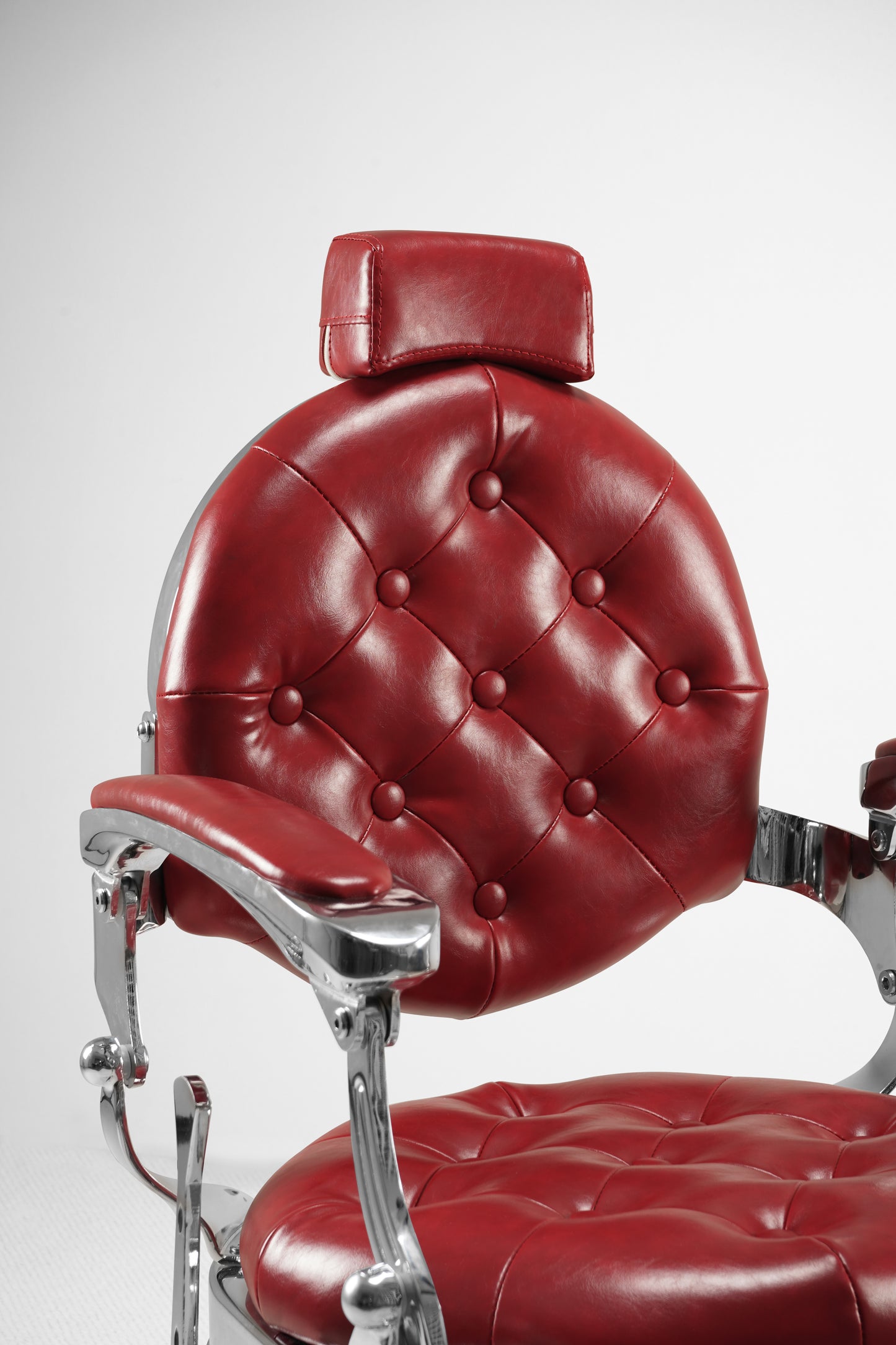 ROKK GRAND BARBER CHAIR