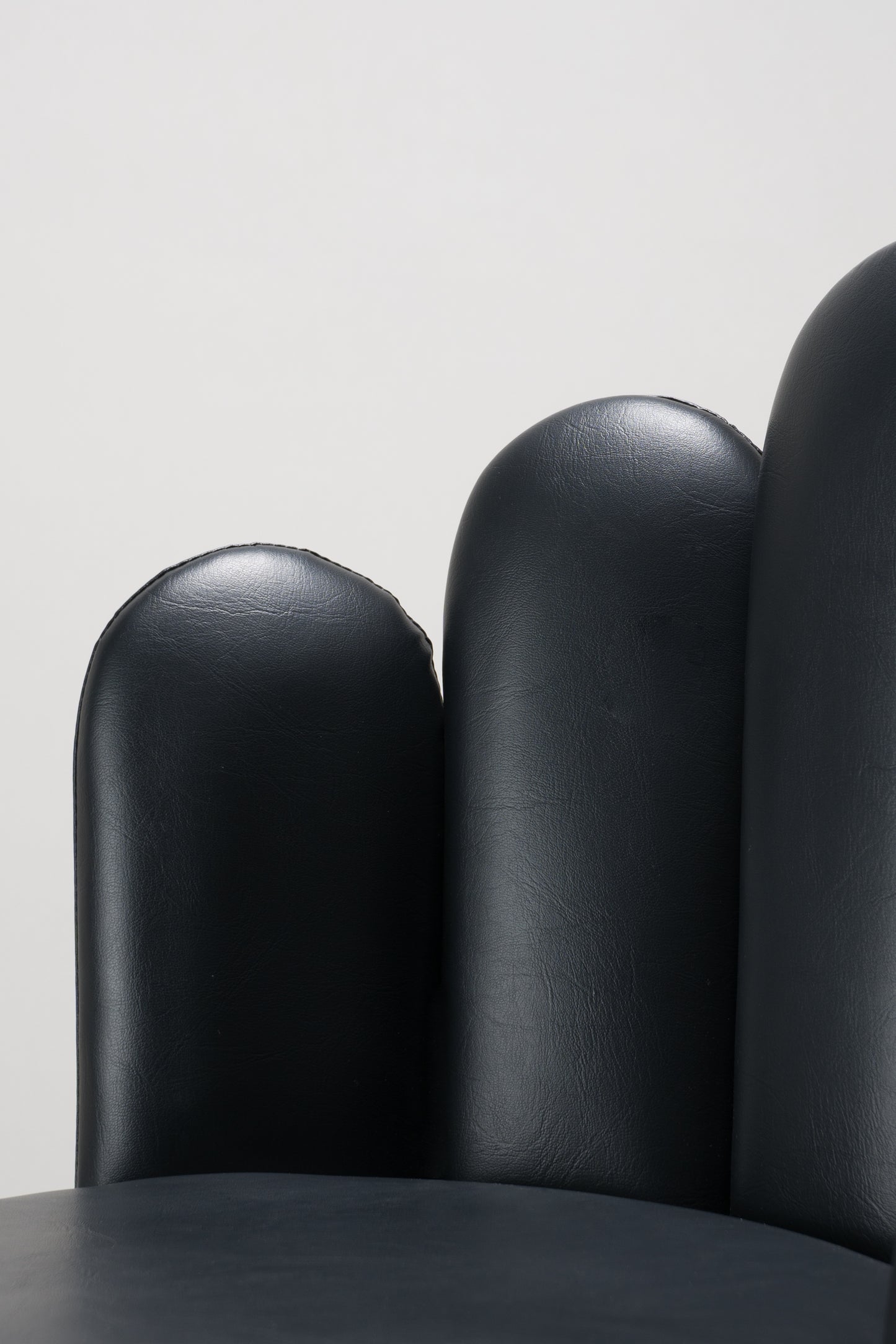 LUMINA LUXE STOOL