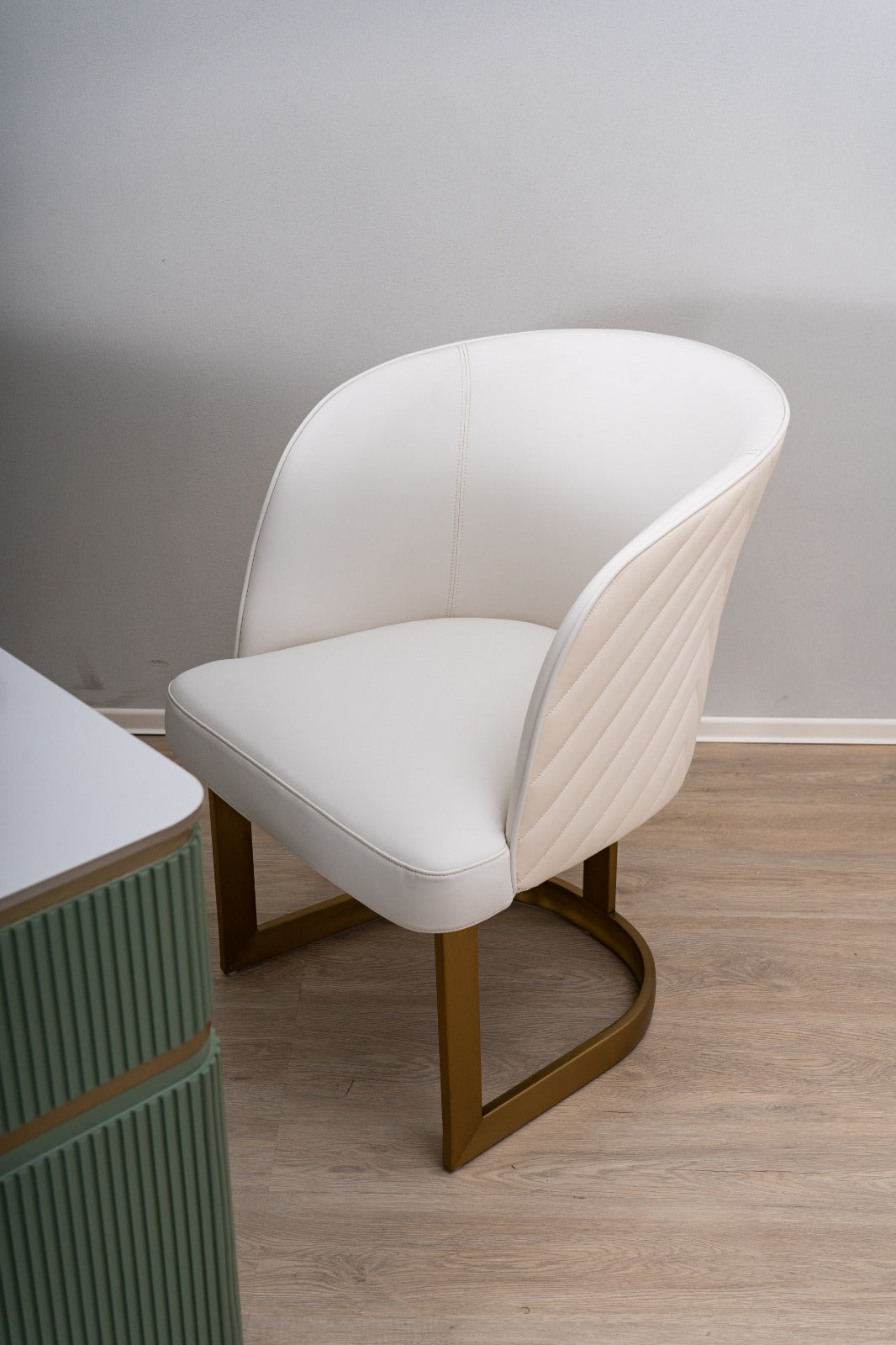 ROKK BLUSH AURELIA MANICURE CHAIR